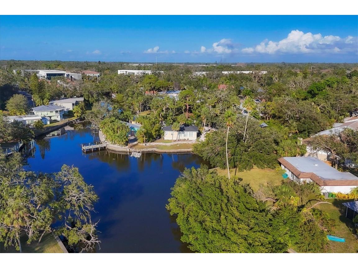 2124 N Tamiami Trail #109 Sarasota FL 34234 A4672257 image20