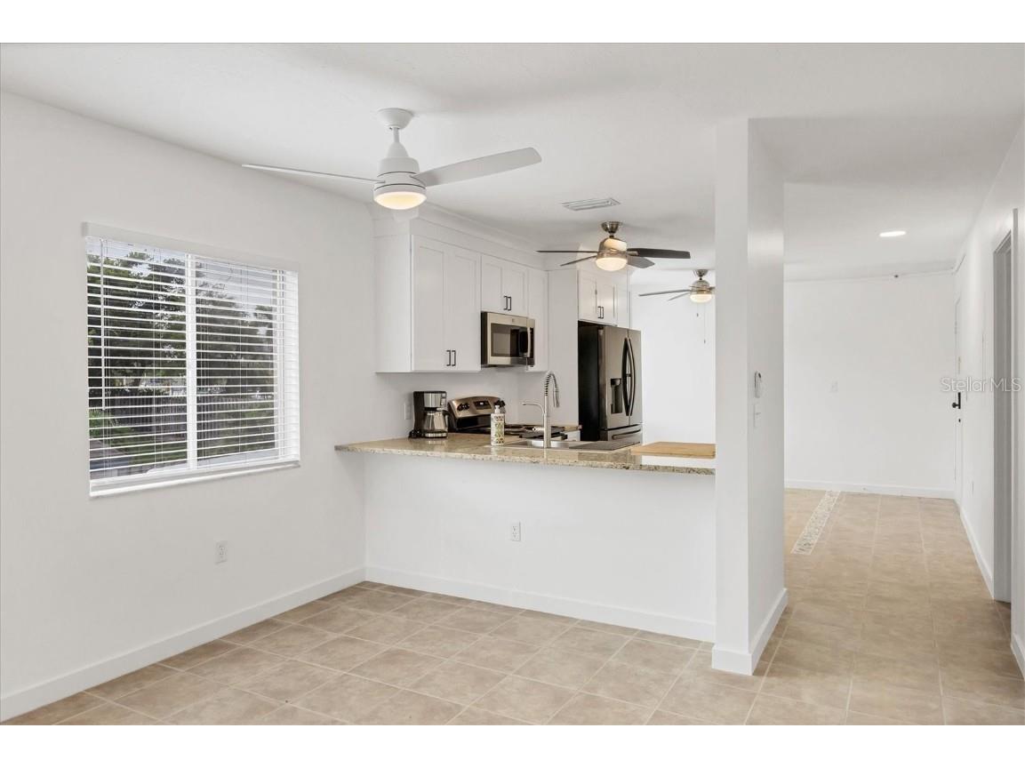 2124 N Tamiami Trail #109 Sarasota FL 34234 A4672257 image27