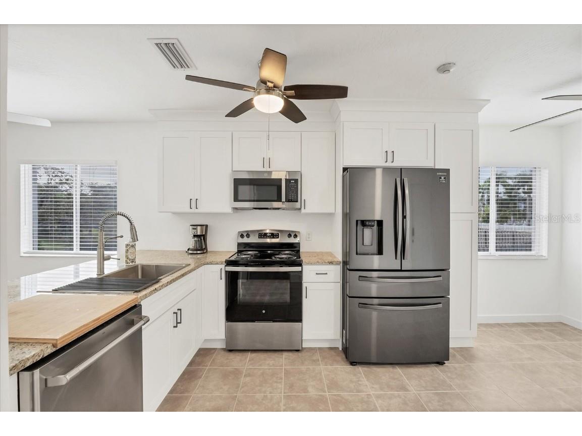 2124 N Tamiami Trail #109 Sarasota FL 34234 A4672257 image31