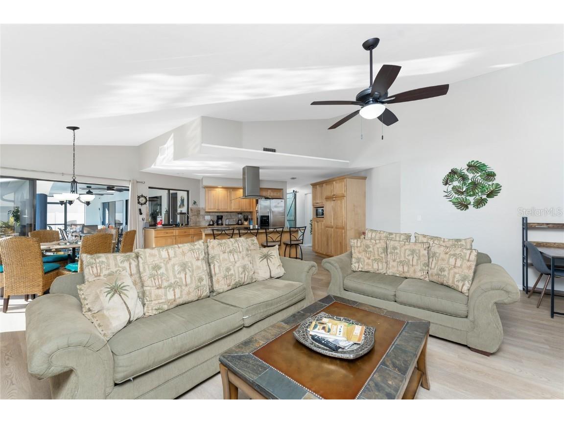 2124 Sw 49th Ter Cape Coral FL 33914 C7517778 image25