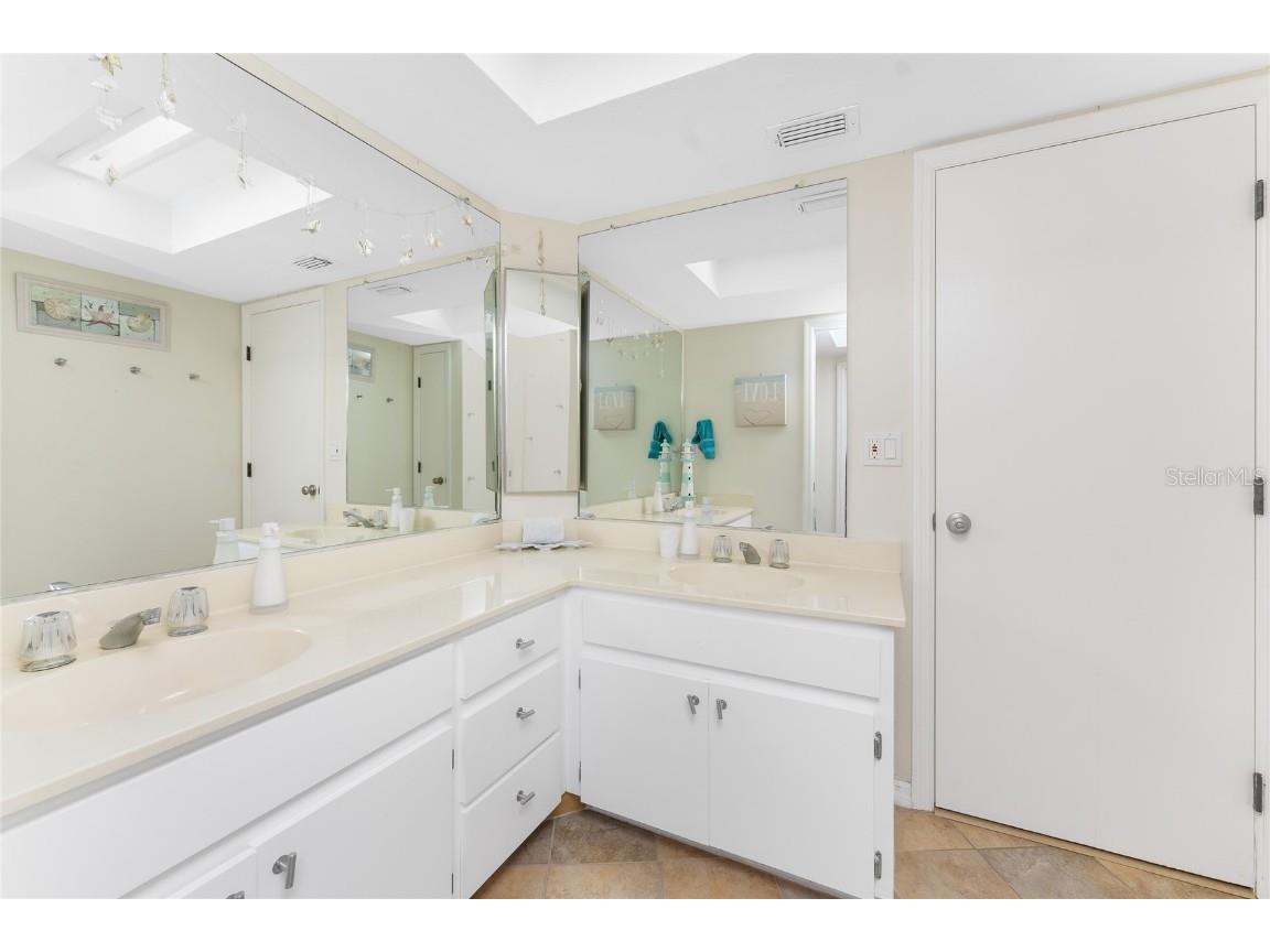 2124 Sw 49th Ter Cape Coral FL 33914 C7517778 image34