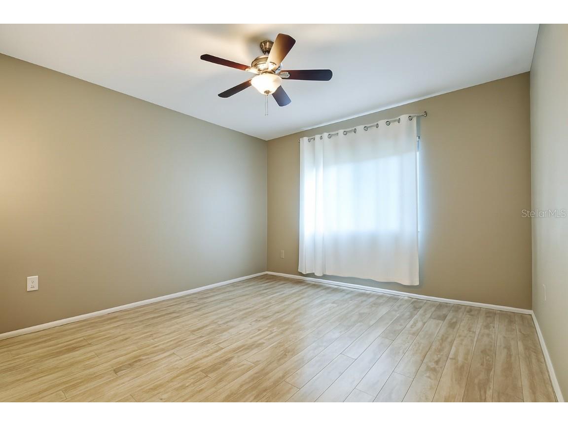 2124 Tamiami Trail #102 Sarasota FL 34234 A4667500 image4