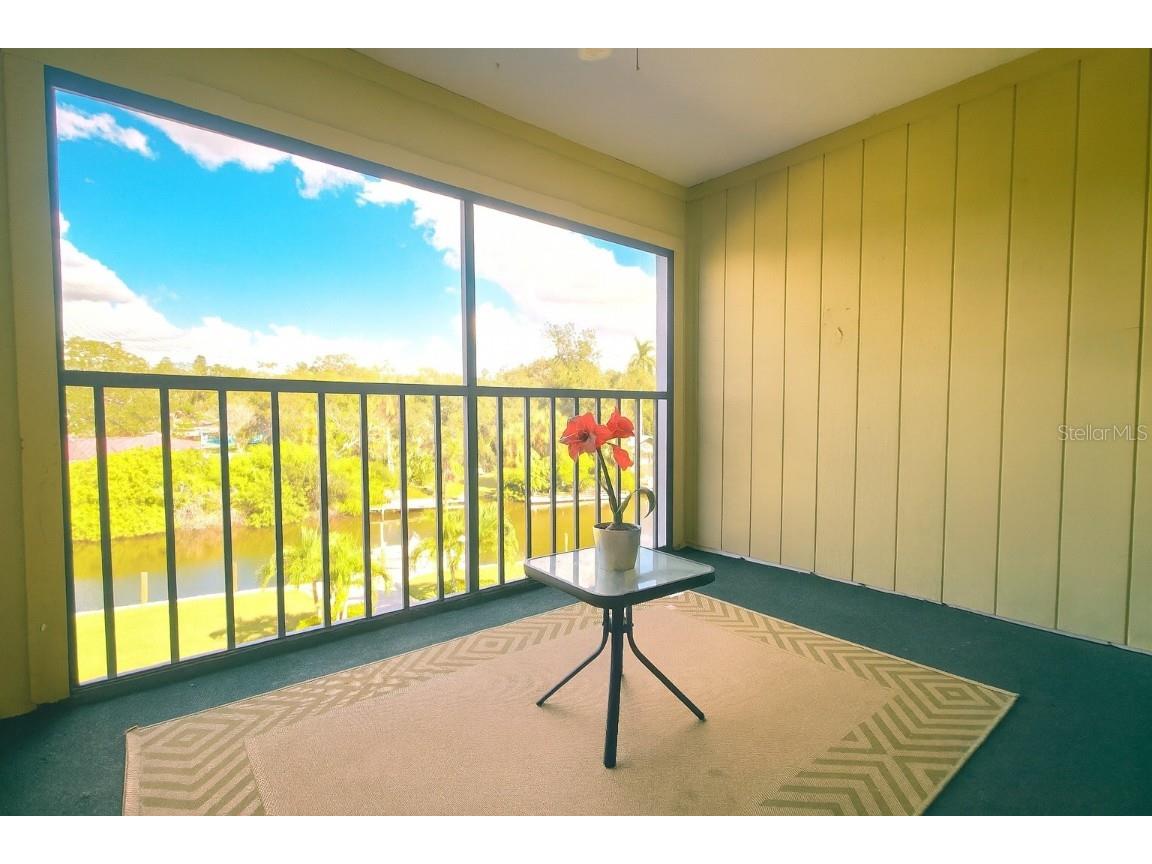 2124 Tamiami Trail #204 Sarasota FL 34234 A4668627 image3