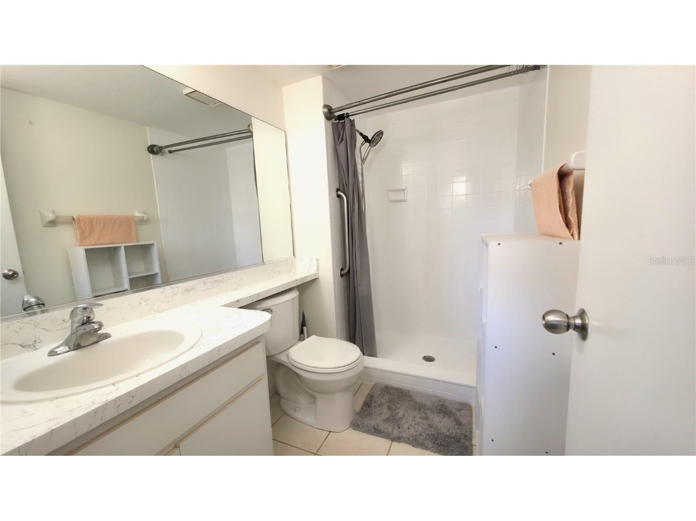 2124 Tamiami Trail #204 Sarasota FL 34234 A4668627 image6