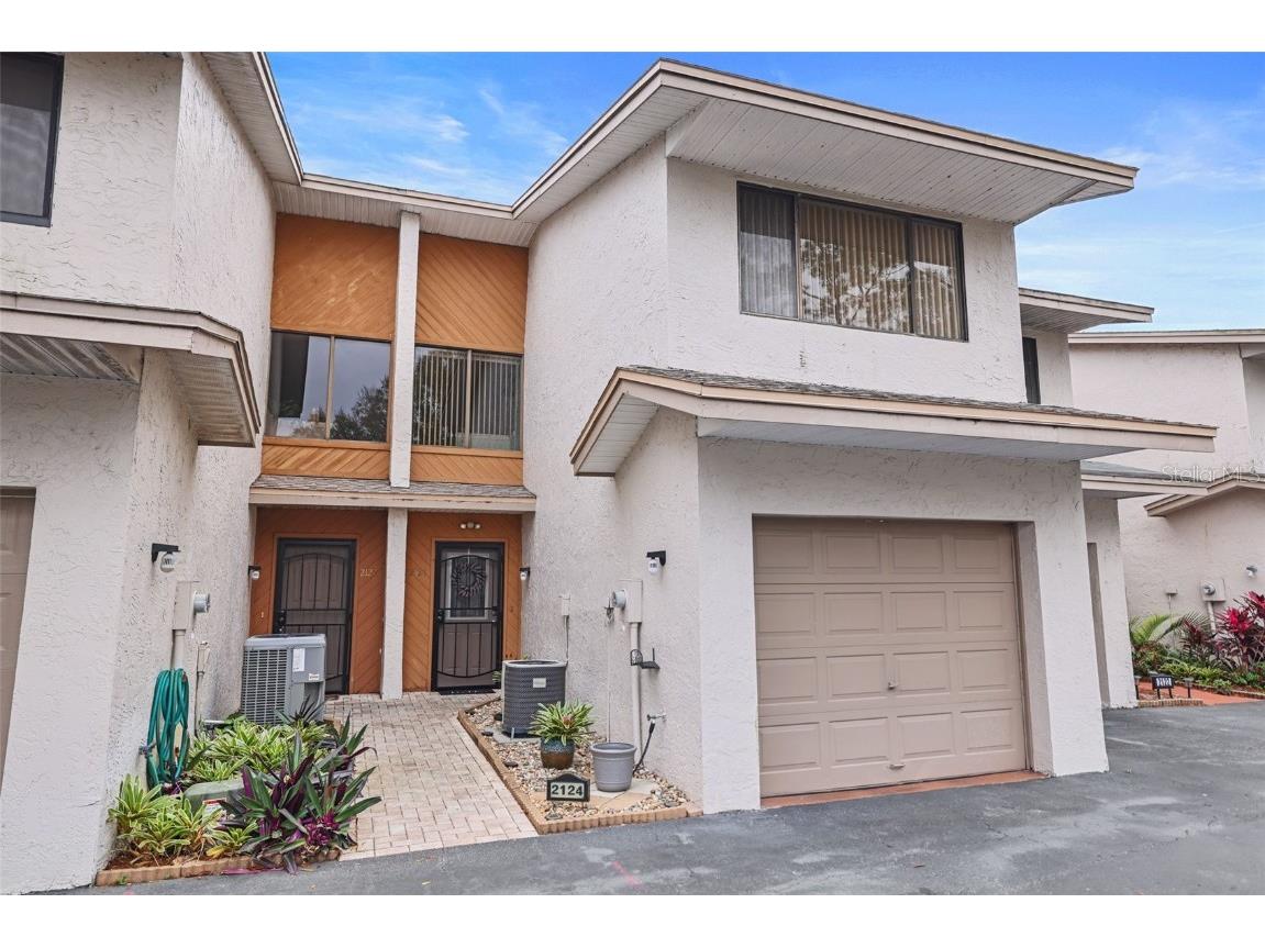 2124 Tarpon Landings Drive Tarpon Springs FL 34688 U8228797 image1