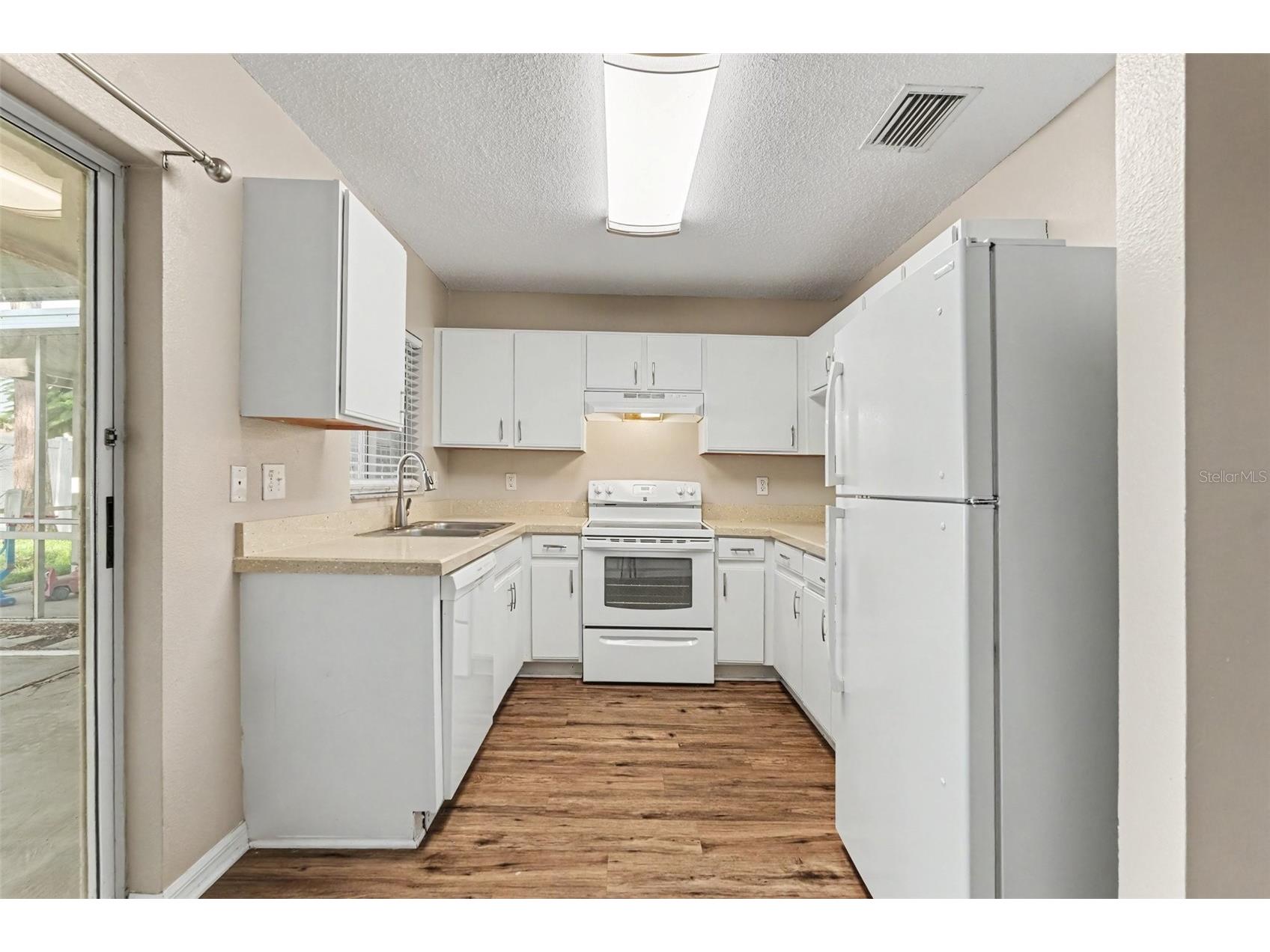 2125 Fluorshire Drive Brandon FL 33511 O6422862 image6