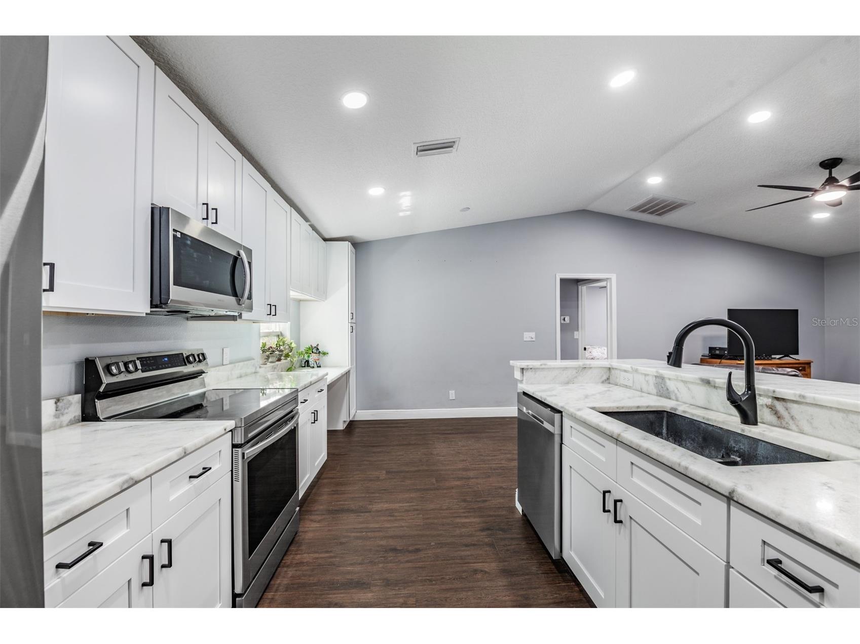 2125 Lanier Road Plant City FL 33565 TB8486665 image10