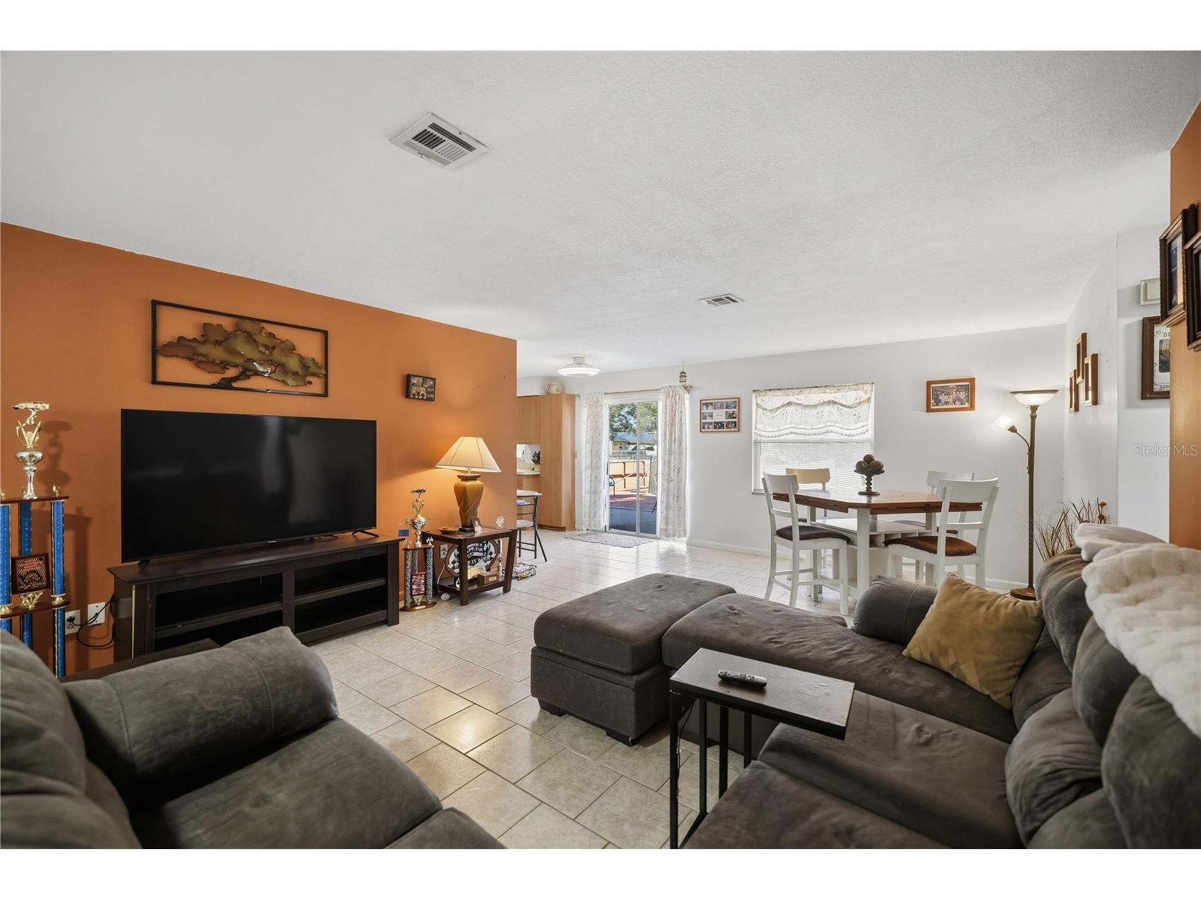 2125 NE 54th Street Ocala FL 34479 OM718316 image7