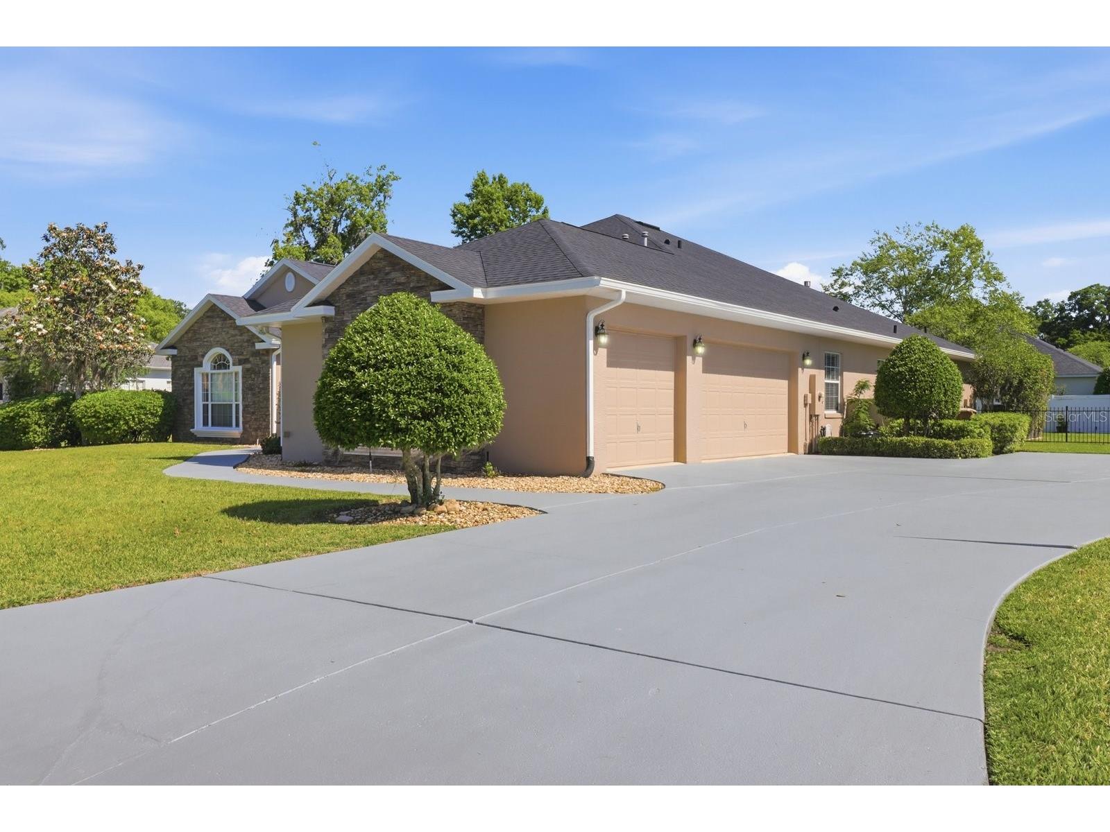 2125 SE 25th Loop Ocala FL 34471 OM722625 image3