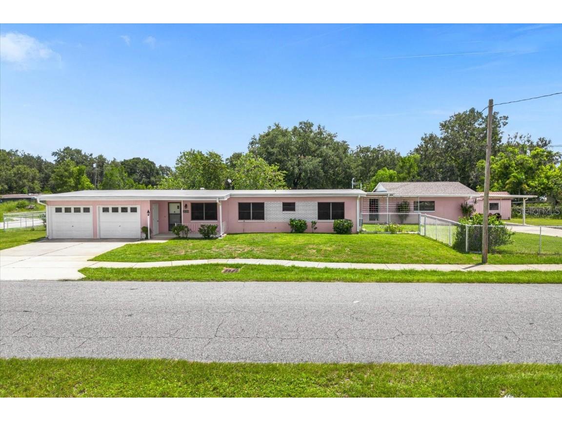 2125 Vincent Road Orlando FL 32817 O6132024 image1