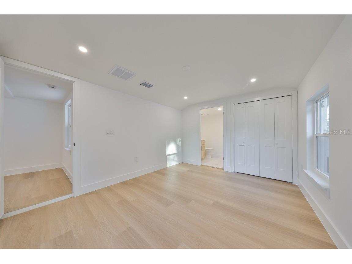 2125 W Ferris Avenue Tampa FL 33603 TB8436308 image20