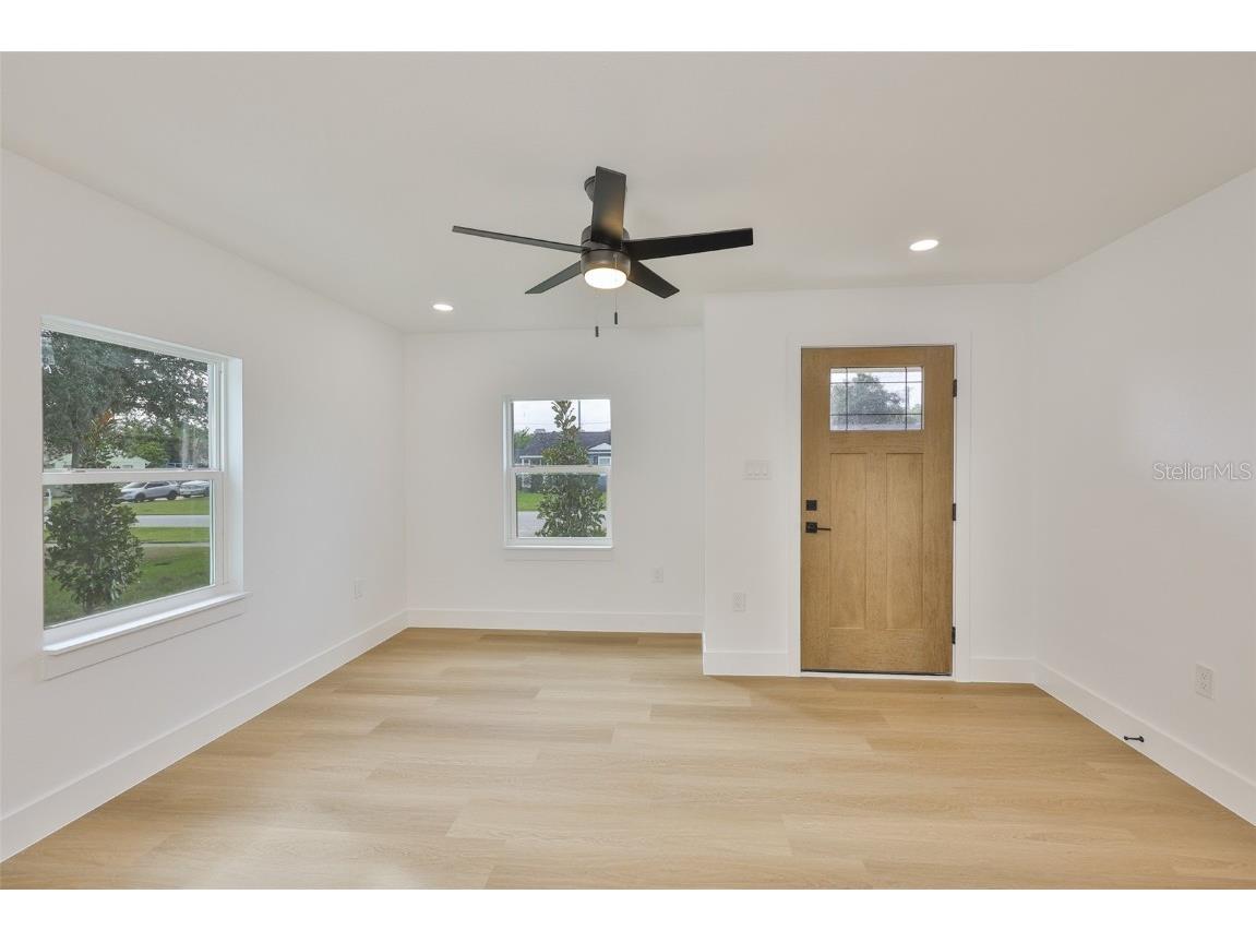 2125 W Ferris Avenue Tampa FL 33603 TB8436308 image7