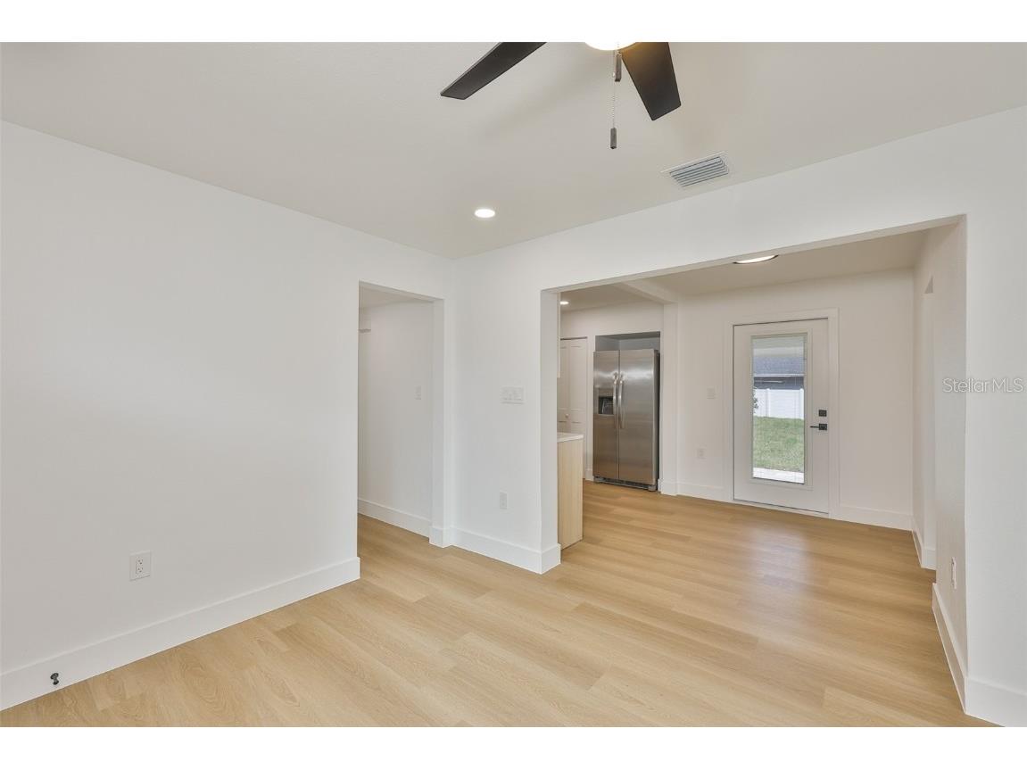 2125 W Ferris Avenue Tampa FL 33603 TB8436308 image9