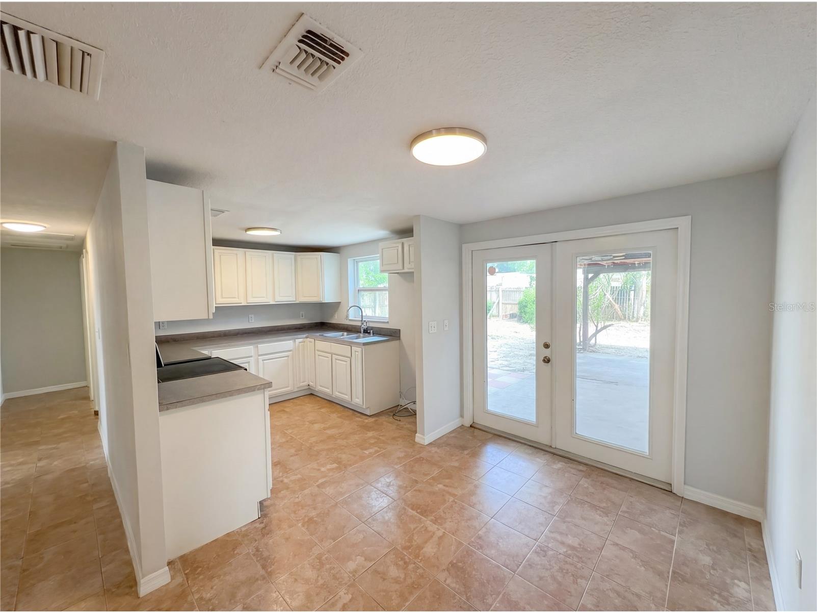 2126 Smithfield Circle S Lakeland FL 33801 O6397478 image5