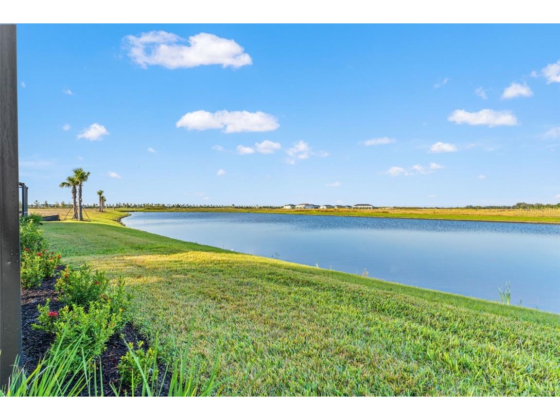 2126 Sylvester Palm Lane Bradenton FL 34212 TB8456381 image1