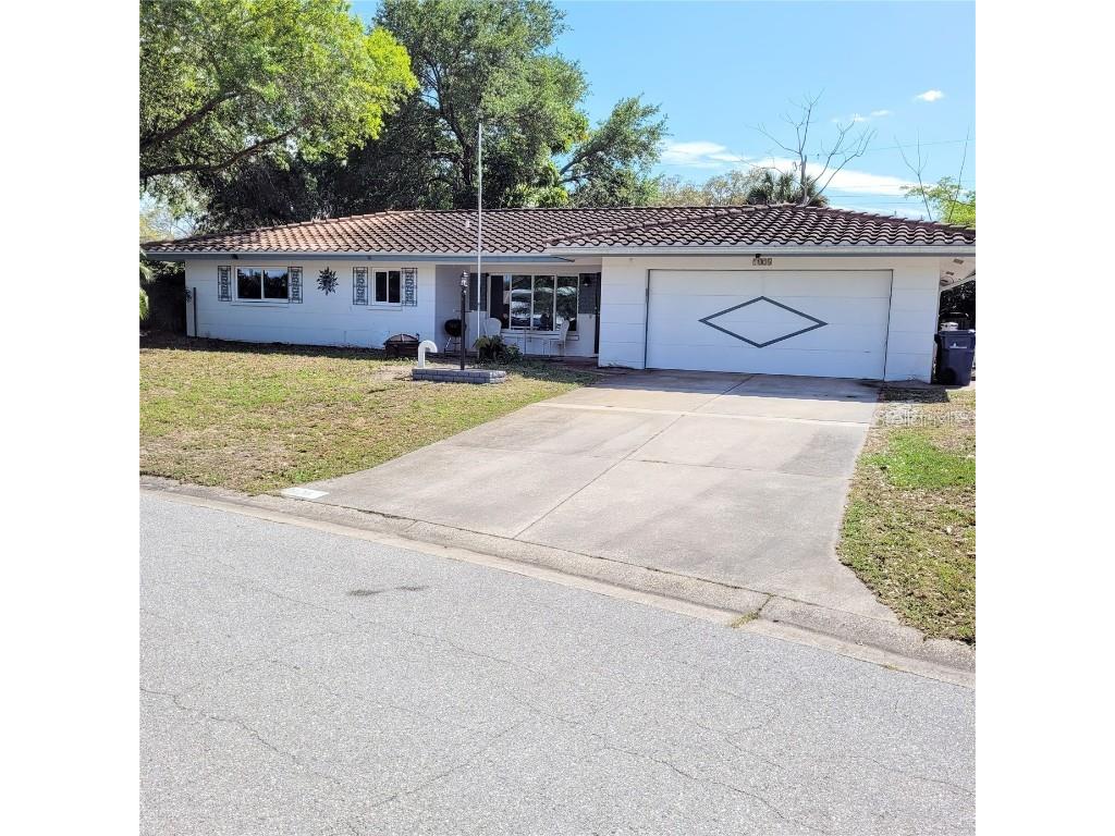 2126 Tetlow Place Sarasota FL 34239 A4528249 image1