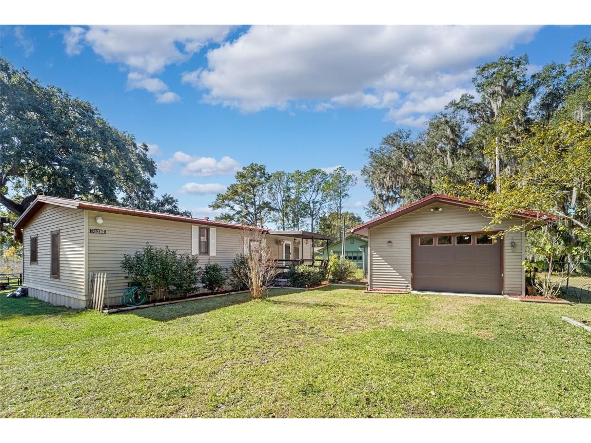 21260 & 21280 NE 146th Place Fort Mc Coy FL 32134 TB8448113 image3