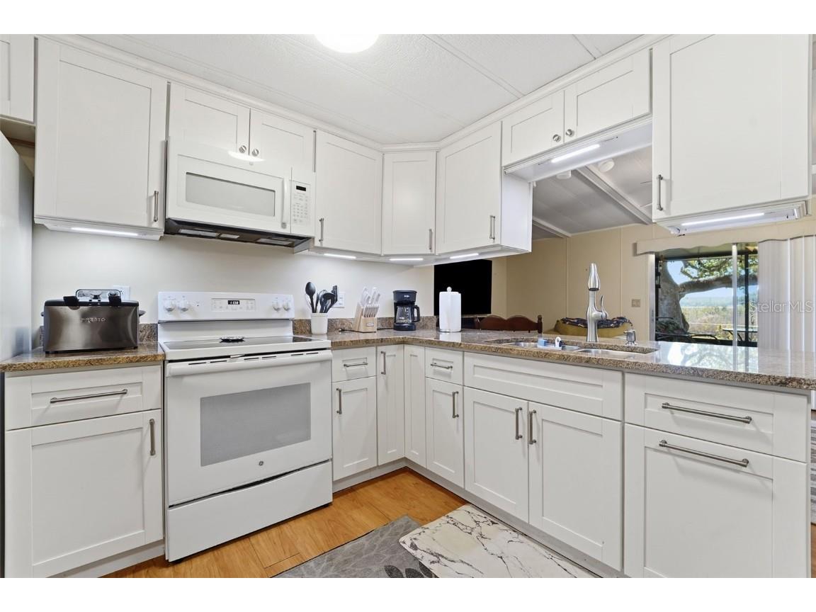 21260 & 21280 NE 146th Place Fort Mc Coy FL 32134 TB8448113 image6