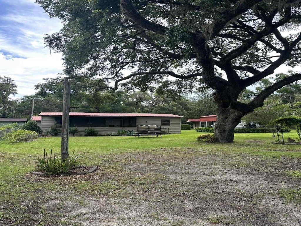 21260 NE 146th Place Fort Mc Coy FL 32134 - LAKE KERR CANAL OM703781 image1