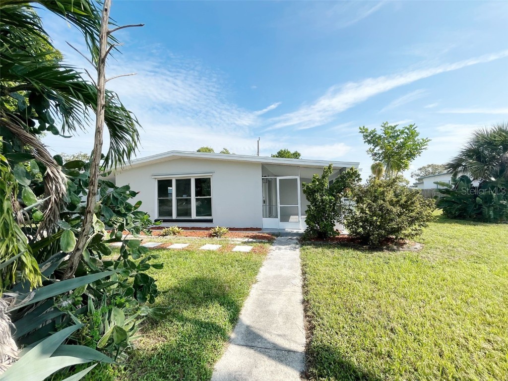 21266 Glendale Avenue Port Charlotte FL 33952 C7492805 image1