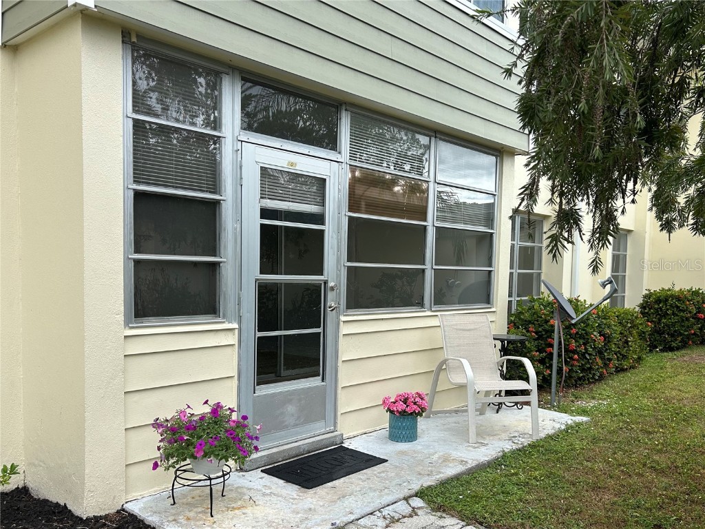 21267 Gertrude Avenue #109 Port Charlotte FL 33952 C7516878 image1