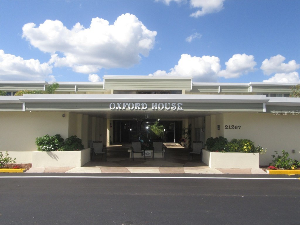 21267 Gertrude Avenue #210 Port Charlotte FL 33952 C7508049 image1