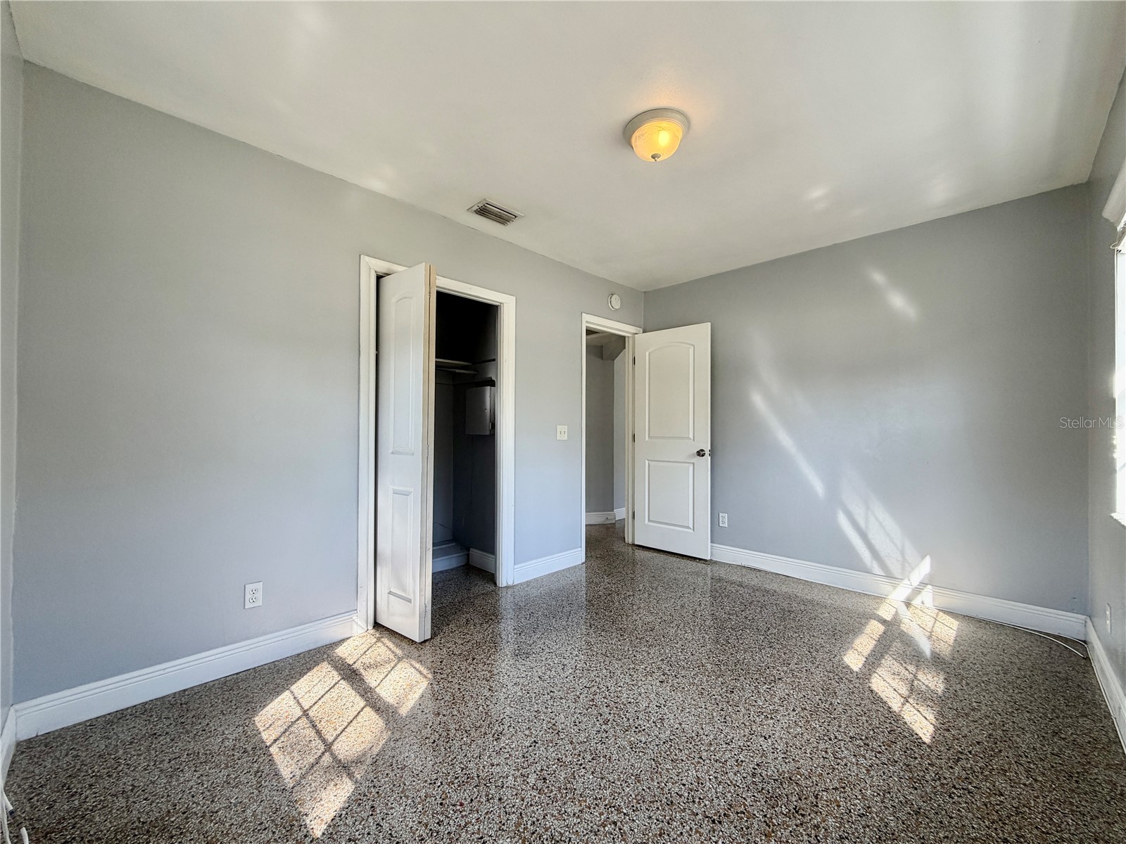 2127 26th Avenue S Saint Petersburg FL 33712 TB8474357 image19