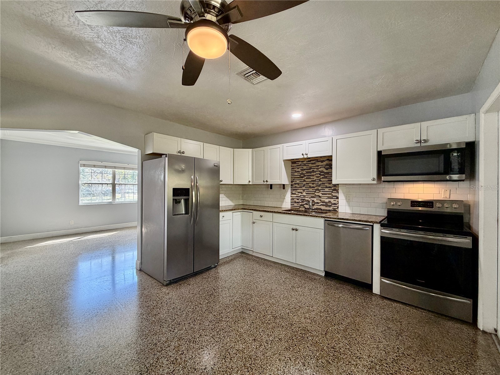 2127 26th Avenue S Saint Petersburg FL 33712 TB8474357 image8