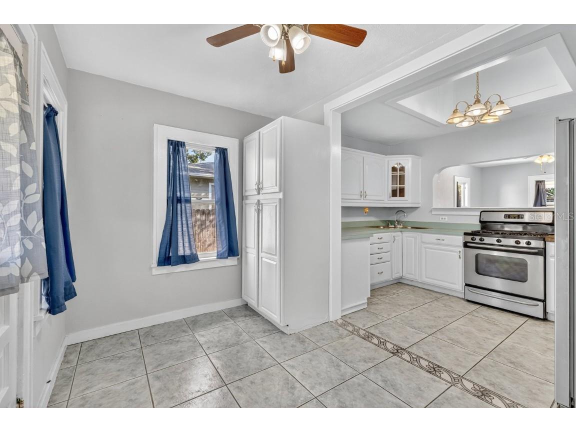 2127 8th Avenue N Saint Petersburg FL 33713 O6361619 image10