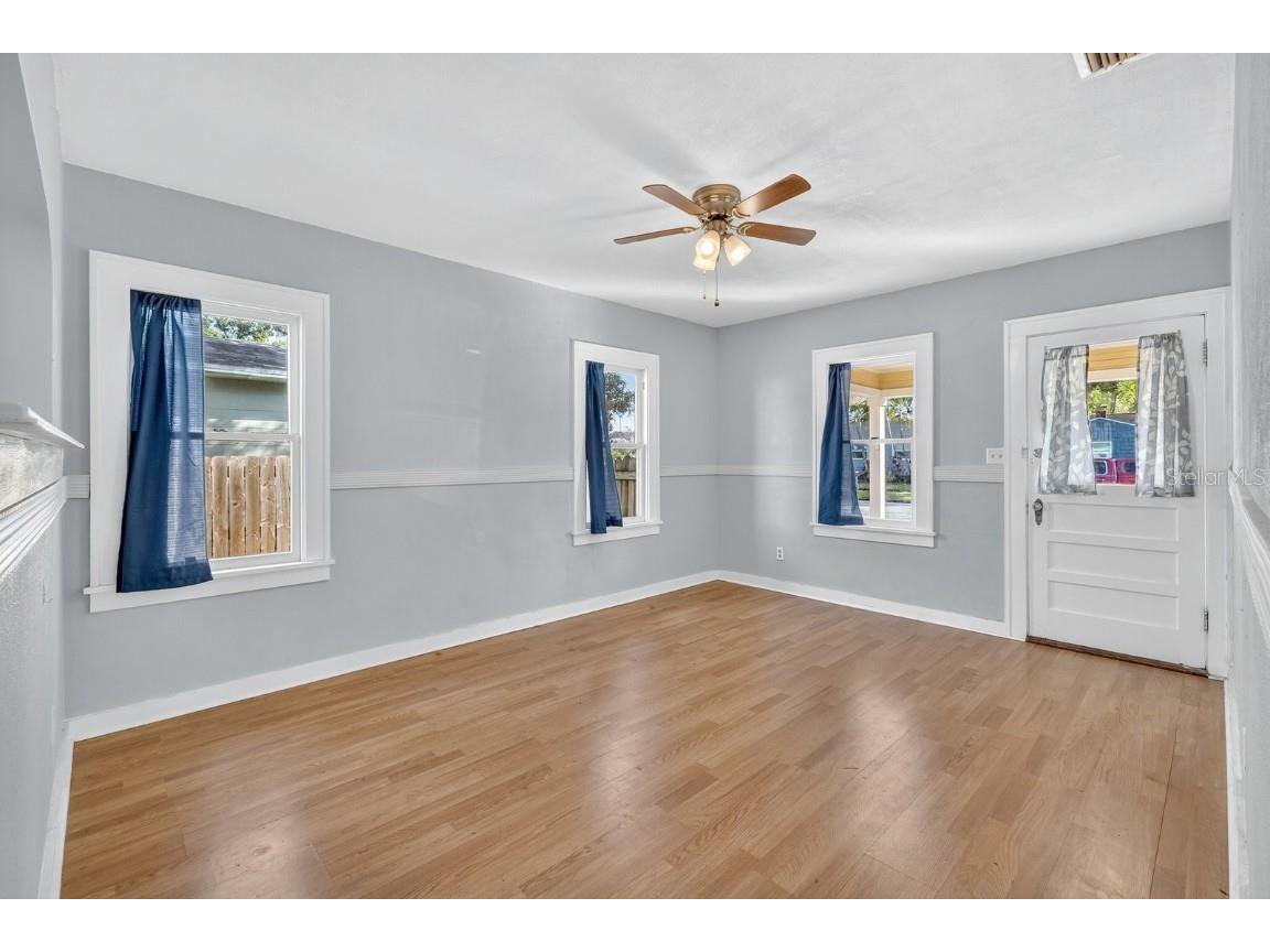 2127 8th Avenue N Saint Petersburg FL 33713 O6361619 image3