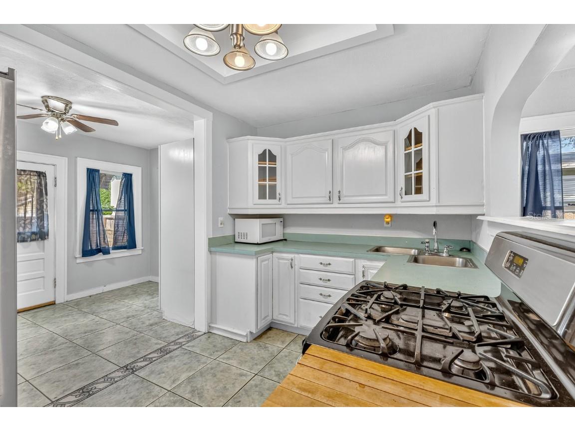 2127 8th Avenue N Saint Petersburg FL 33713 O6361619 image7