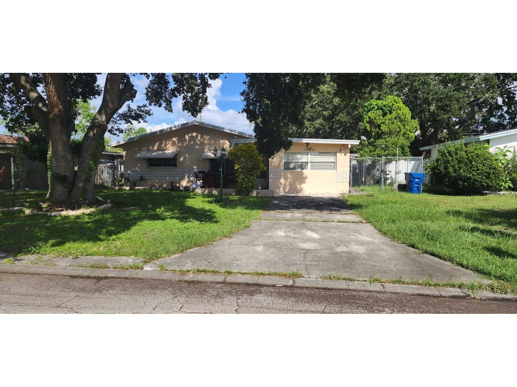 2127 Euclid Circle E Clearwater FL 33764 TB8302925 image1