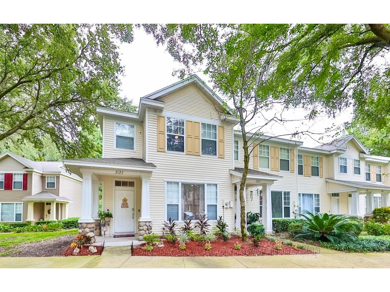 2127 Golden Oak Lane Valrico FL 33594 TB8477191 image1