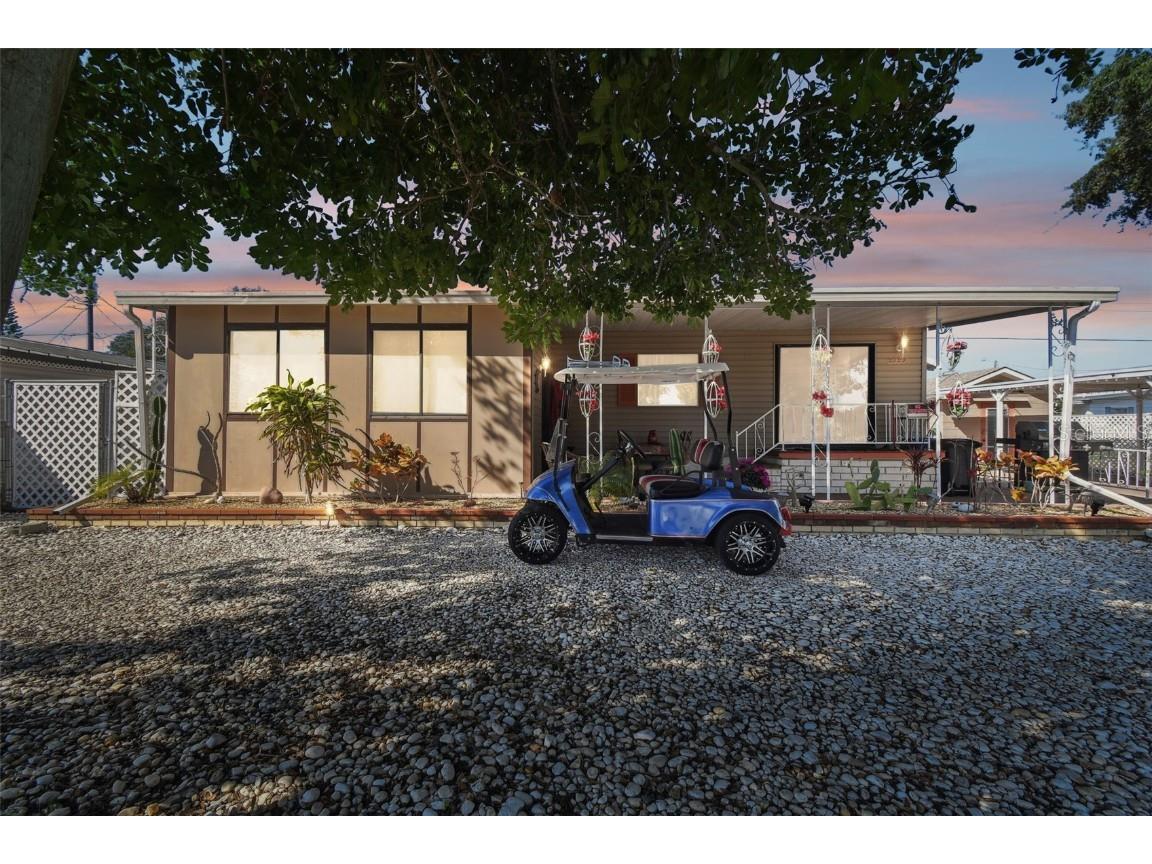 2127 Hoyle Drive Holiday FL 34691 TB8351064 image1