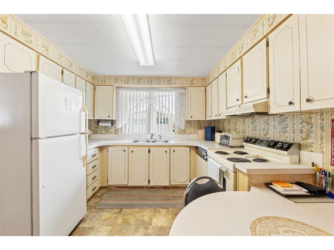 2127 Kahala Drive Holiday FL 34691 TB8367628 image7