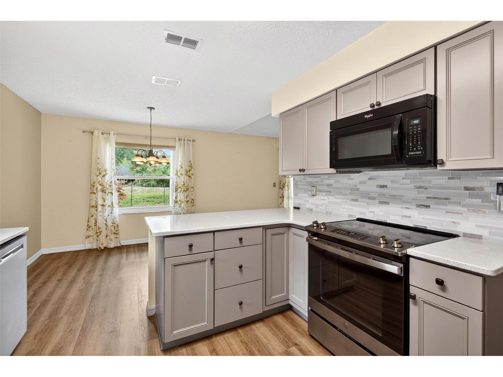 2127 King Richards Court Orange City FL 32763 V4949357 image11
