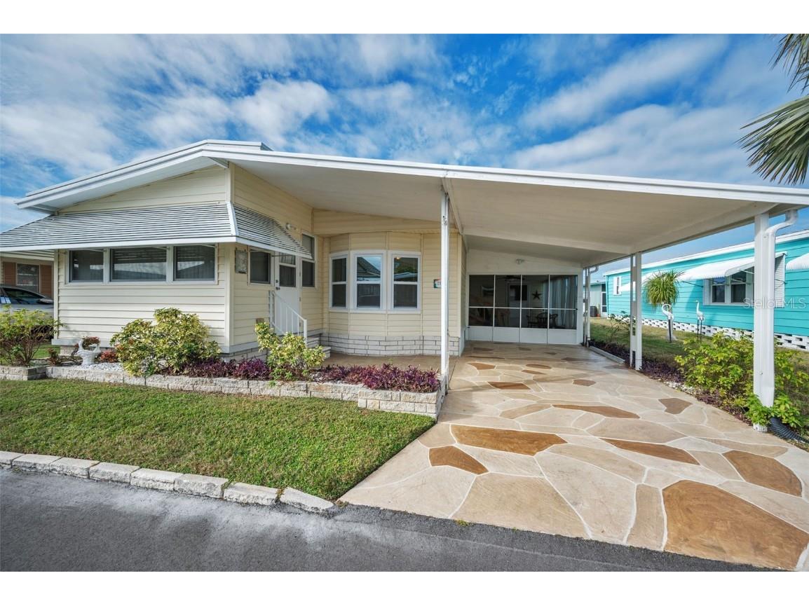 2127 Kona Drive Holiday FL 34691 W7871543 image1