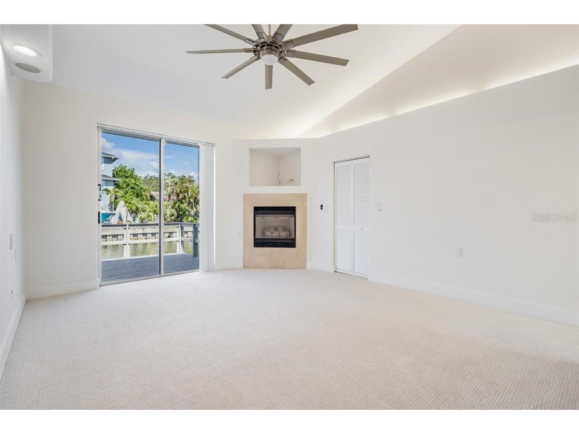 2127 Lagoon Drive Dunedin FL 34698 TB8402530 image16