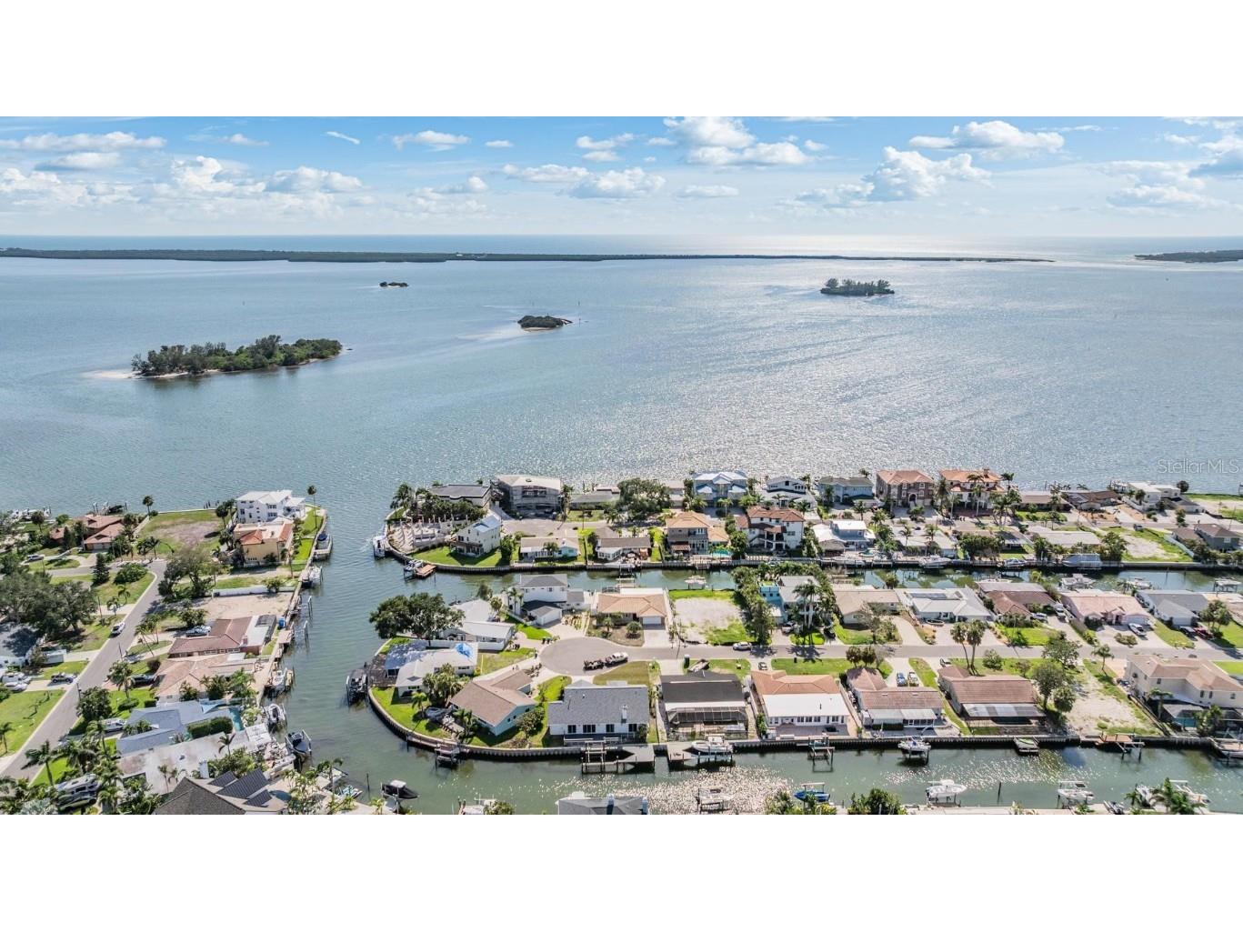 2127 Lagoon Drive Dunedin FL 34698 TB8402530 image28