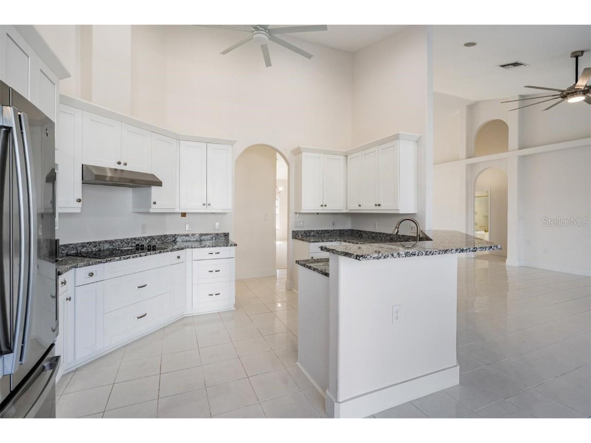 2127 Lagoon Drive Dunedin FL 34698 TB8402530 image6