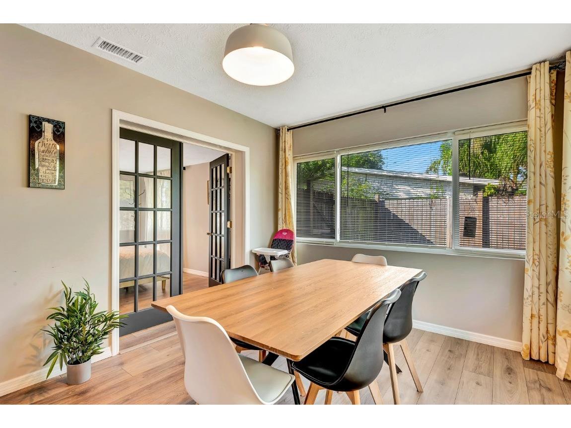 2127 Lee Lane Sarasota FL 34231 A4676387 image12