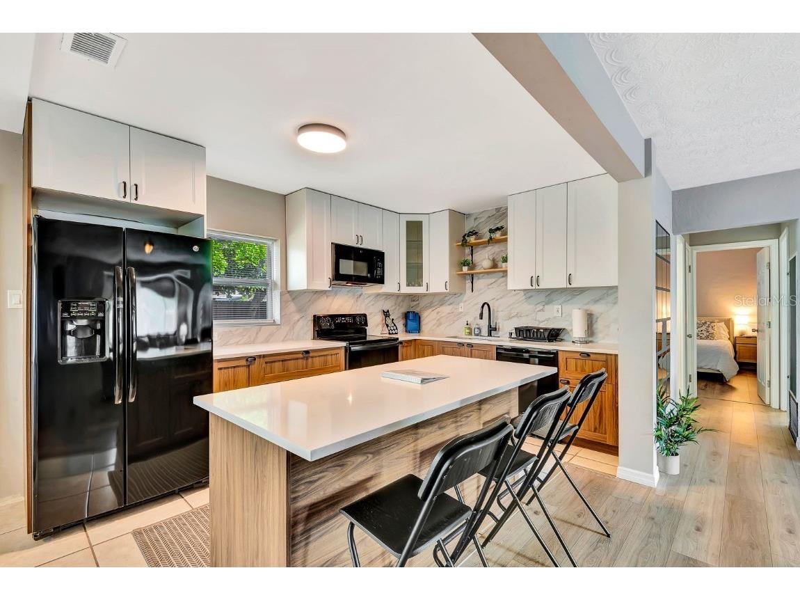 2127 Lee Lane Sarasota FL 34231 A4676387 image13