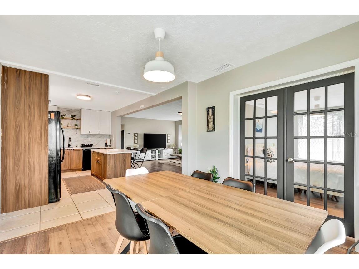 2127 Lee Lane Sarasota FL 34231 A4676387 image19