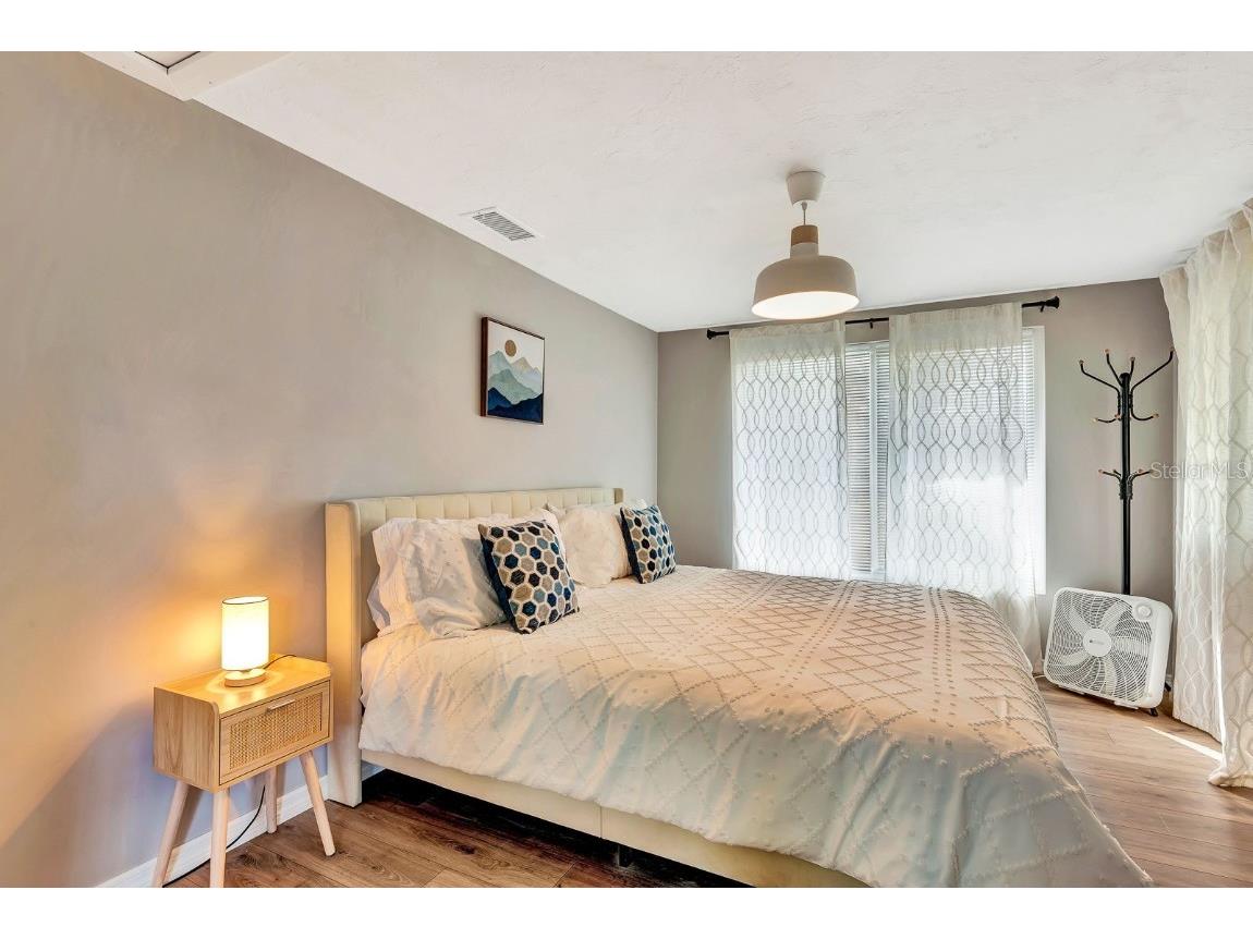 2127 Lee Lane Sarasota FL 34231 A4676387 image21