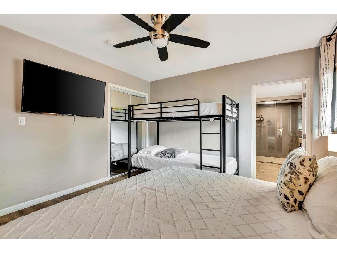 2127 Lee Lane Sarasota FL 34231 A4676387 image26