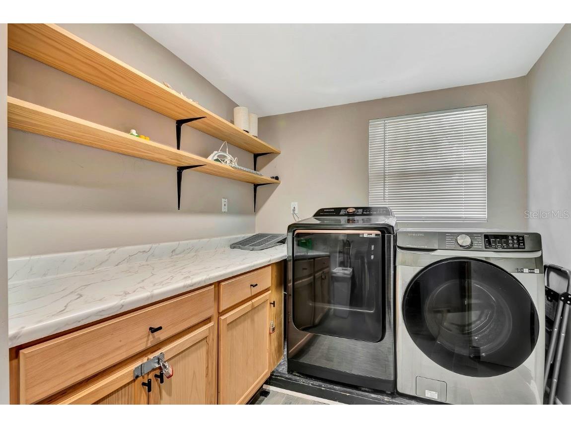 2127 Lee Lane Sarasota FL 34231 A4676387 image29