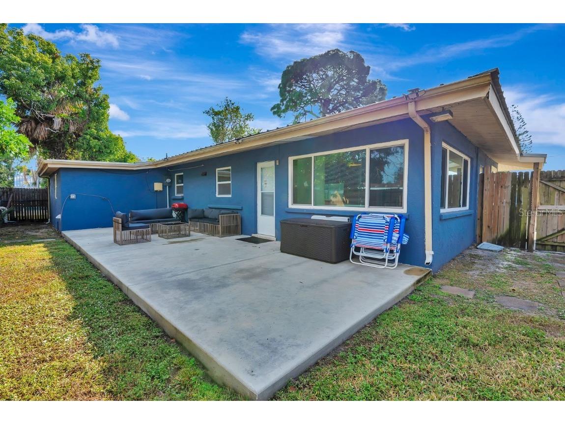 2127 Lee Lane Sarasota FL 34231 A4676387 image30