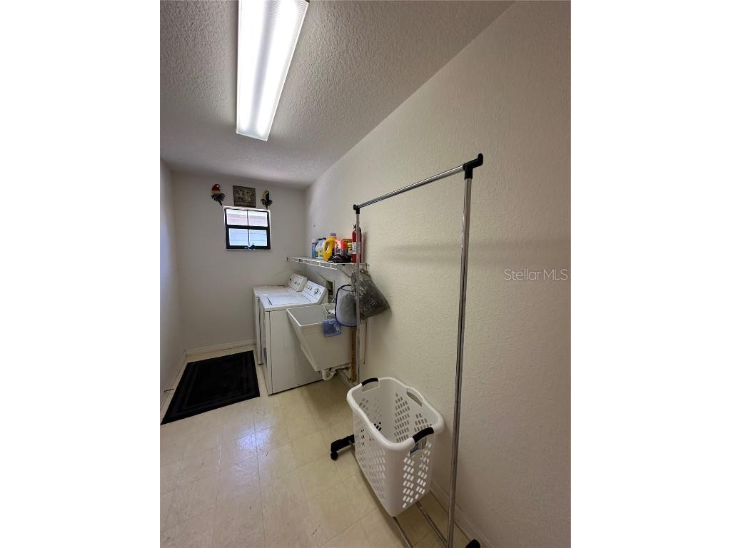 2127 N.E. 40th Ave. Ocala FL 34470 OM699658 image24