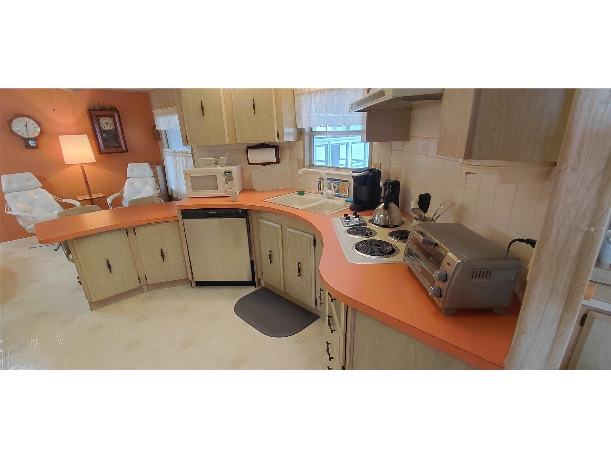 2127 Oahu Drive Holiday FL 34691 TB8481620 image9