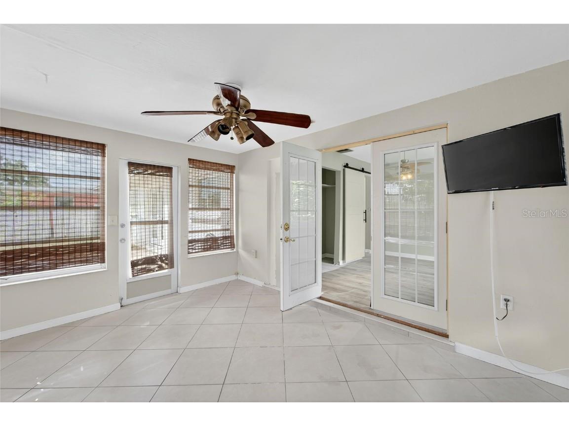 2127 Scotland Drive Clearwater FL 33763 TB8436165 image23